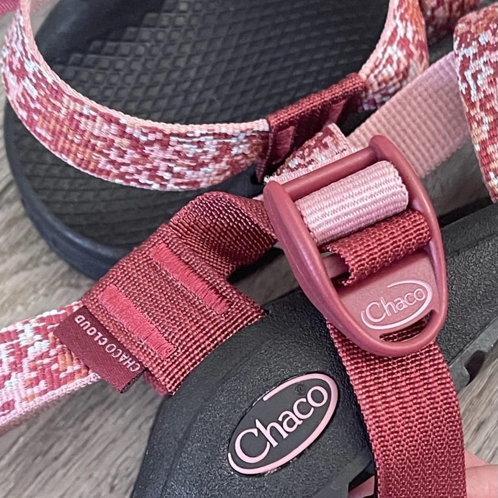 EUC $110 Chaco Women's Z/Cloud 2 Hiking Outdoor Comfort Sandals-Rhubarb Size 6 - Picture 10 of 14